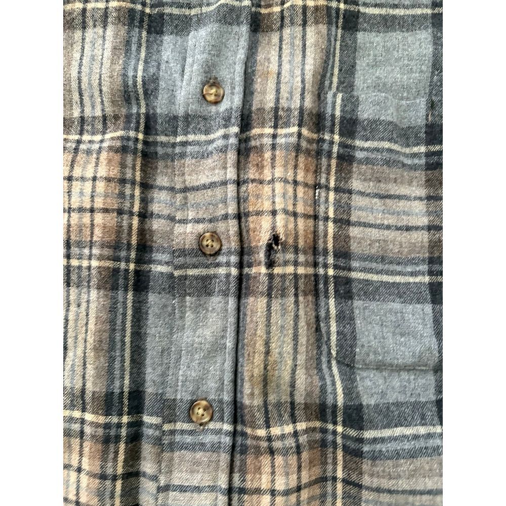 Pendleton 100% wool button down - Picture 2 of 5